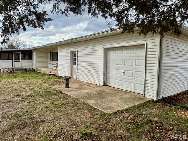 12811 Highway 64, Lebanon, MO 65536