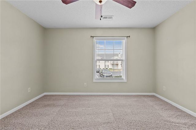 7153 W Friendly Avenue D, Greensboro, NC 27410