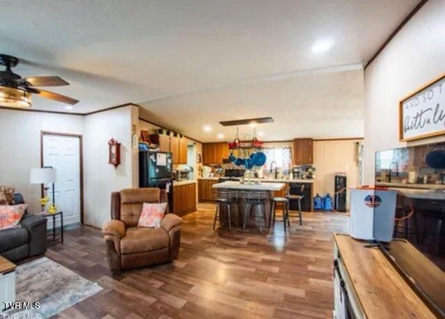 1029 Red Bud Lane, Rogersville, TN 37857