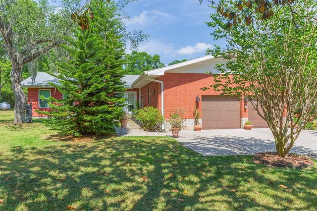 34211 BLANTON ROAD, Dade City, FL 33523