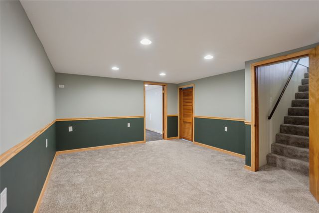 806 SE Bel Aire Road, Ankeny, IA 50021