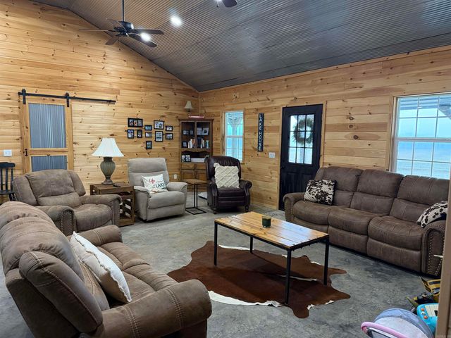 385 Section Line Road, Greers Ferry, AR 72067