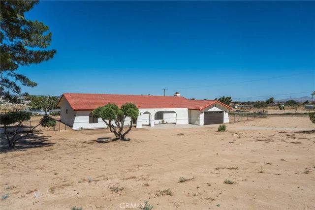 20575 Lupine, Apple Valley, CA 92308