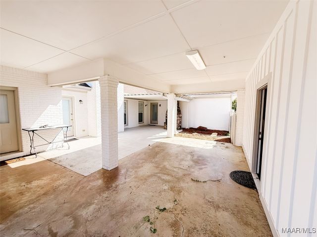 8524 Plantation Ridge Road, Montgomery, AL 36116