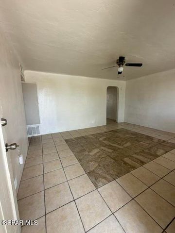 8421 MERCURY Street A, El Paso, TX 79904
