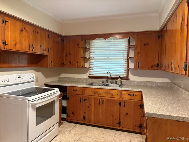 127 Salem Drive, Montgomery, AL 36109