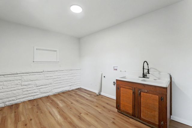 3321 E Bellaire Ct, Wichita, KS 67218