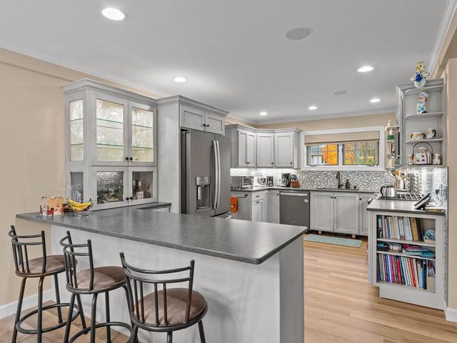 322 N 18TH AVENUE, Sturgeon Bay, WI 54235