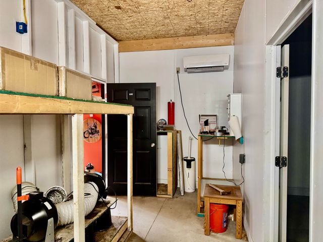 907 Hammond Road, Harrison, MI 48625