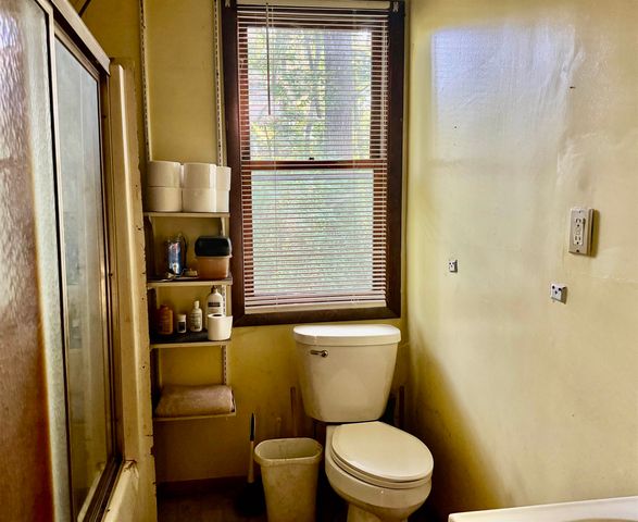 907 Hammond Road, Harrison, MI 48625