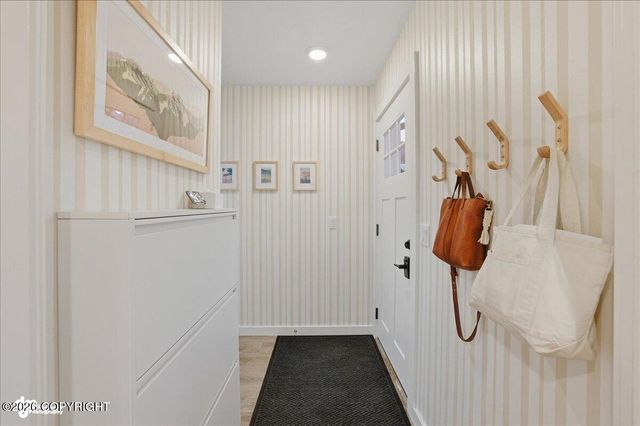 4924 Thompson Drive, Homer, AK 99603