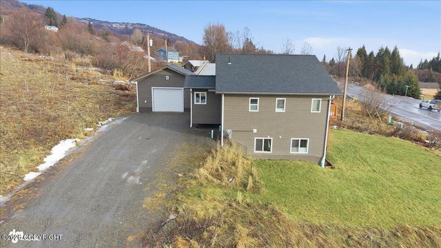 4924 Thompson Drive, Homer, AK 99603