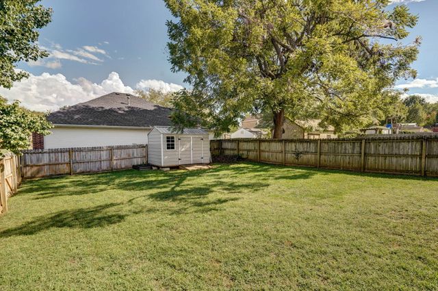 4284 S York Avenue, Springfield, MO 65810