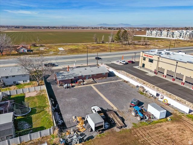 39 S 2000 W, West Point, UT 84015