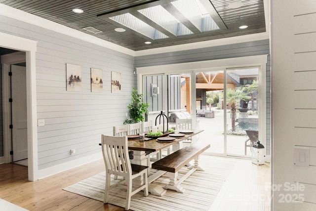 1550 S Main Street, Mount Pleasant, NC 28124