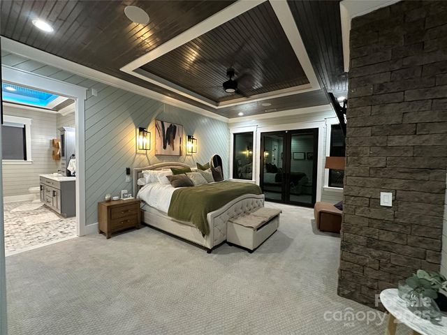 1550 S Main Street, Mount Pleasant, NC 28124