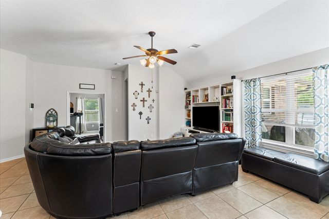 115 Cobblestone Court, Magnolia, TX 77354