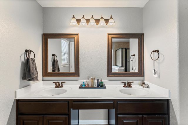 115 Cobblestone Court, Magnolia, TX 77354