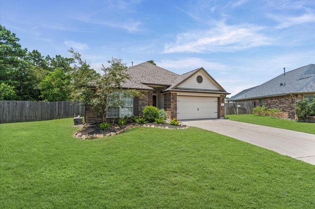 115 Cobblestone Court, Magnolia, TX 77354