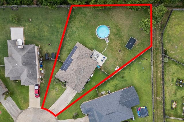 115 Cobblestone Court, Magnolia, TX 77354