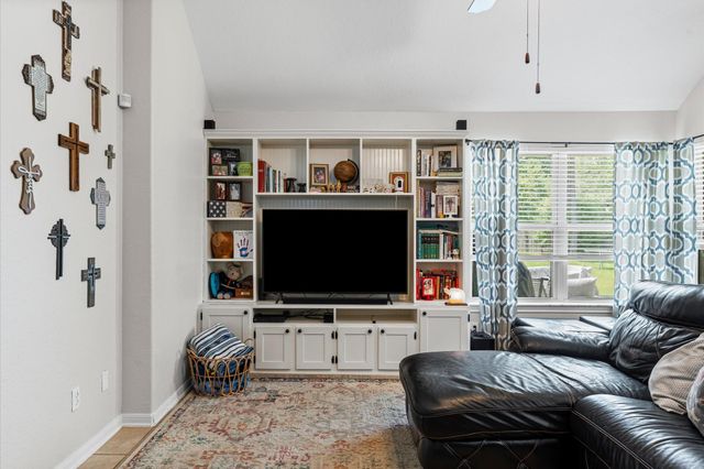 115 Cobblestone Court, Magnolia, TX 77354