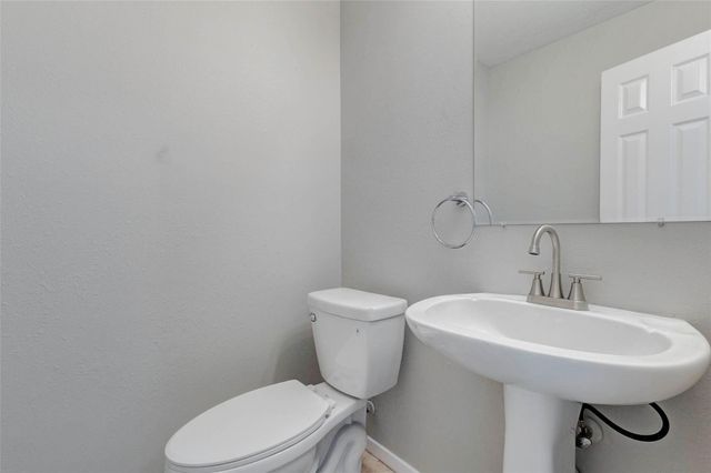 155 Perfidia Drive, Houston, TX 77015