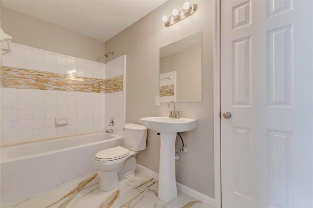 155 Perfidia Drive, Houston, TX 77015