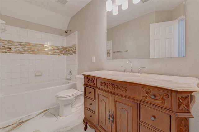 155 Perfidia Drive, Houston, TX 77015