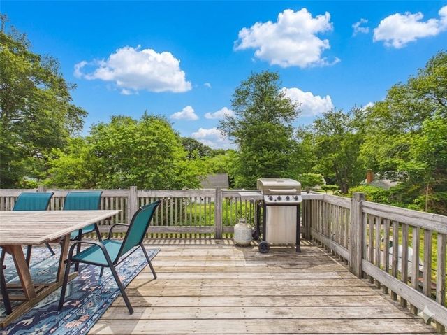52 Meadowrue Trail, Narragansett, RI 02874