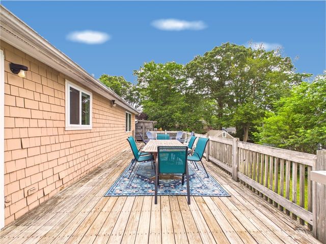 52 Meadowrue Trail, Narragansett, RI 02874