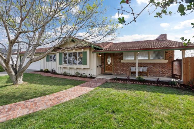 836 Bauer Court, San Carlos, CA 94070