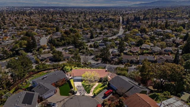 836 Bauer Court, San Carlos, CA 94070