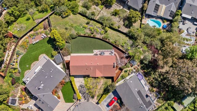836 Bauer Court, San Carlos, CA 94070