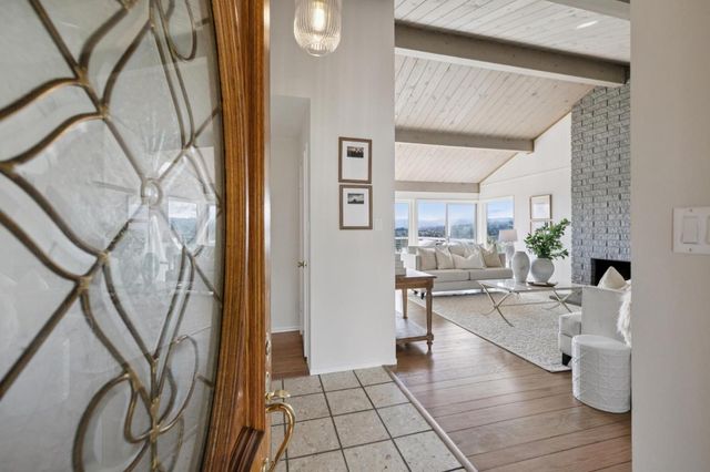 836 Bauer Court, San Carlos, CA 94070