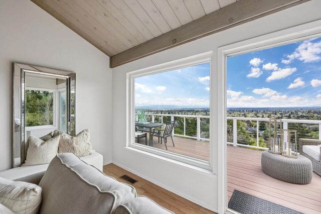 836 Bauer Court, San Carlos, CA 94070