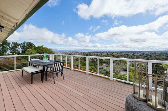 836 Bauer Court, San Carlos, CA 94070