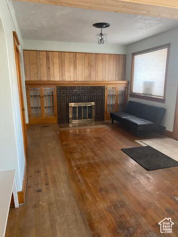 25 W MAIN ST, Moroni, UT 84646