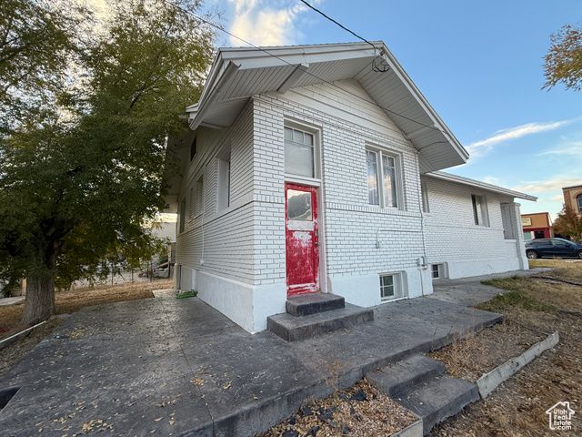 25 W MAIN ST, Moroni, UT 84646