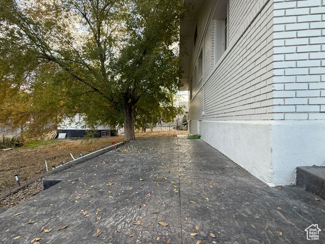 25 W MAIN ST, Moroni, UT 84646