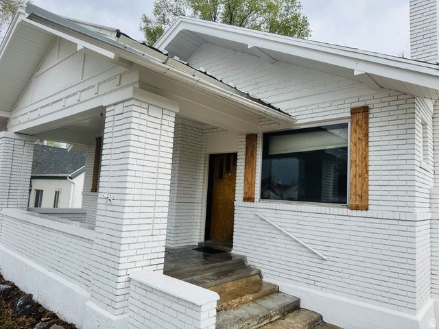 25 W MAIN ST, Moroni, UT 84646