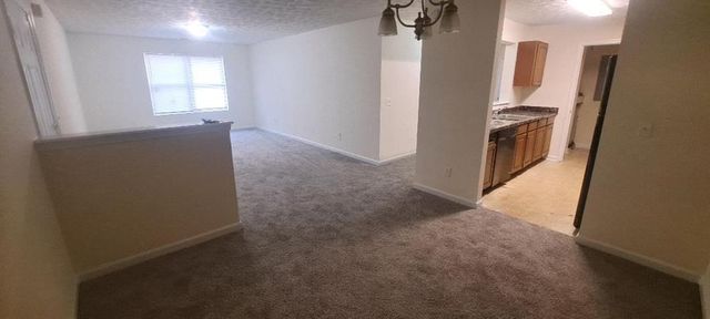 7104 Fairington Ridge Circle, Lithonia, GA 30038