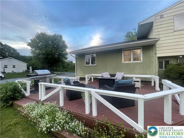 6869 Spring Creek, Lower Macungie Twp, PA 18062