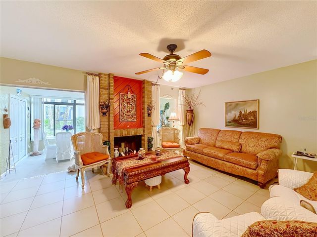 12 ESCONDIDO COURT 113, Altamonte Springs, FL 32701