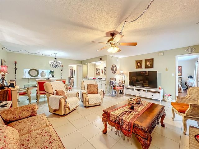 12 ESCONDIDO COURT 113, Altamonte Springs, FL 32701