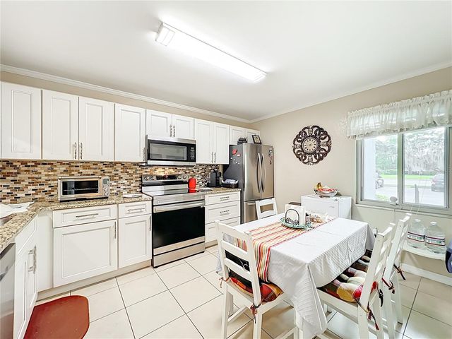 12 ESCONDIDO COURT 113, Altamonte Springs, FL 32701