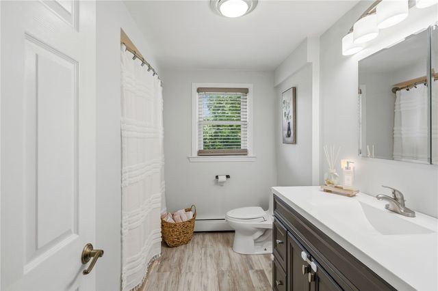 12 Setian Circle, Johnston, RI 02919