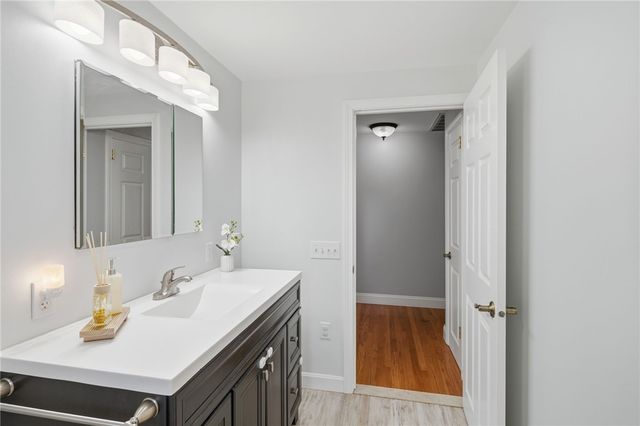 12 Setian Circle, Johnston, RI 02919