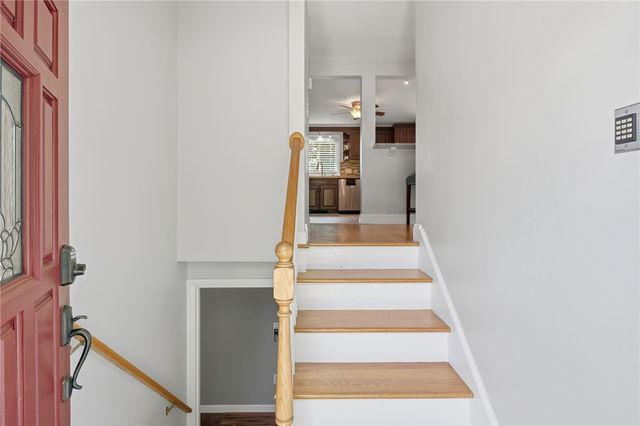 12 Setian Circle, Johnston, RI 02919