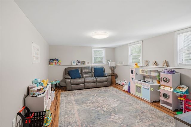 12 Setian Circle, Johnston, RI 02919