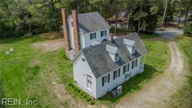 525 Main ST, Mathews, VA 23109